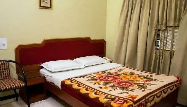 Hotel Bombay Tiffanys Mysore 0*,  India